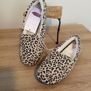 Leopard Print Faux Fur Lined Women's Slip-On Loafers ~ Free Shipping! ☆